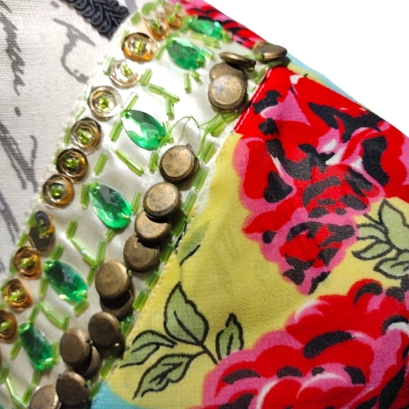 Paradise Rhinestone Embellished Tunic Top - Picture 4 of 8